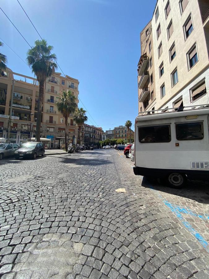 Апартаменти Goditi Napoli2 Екстер'єр фото